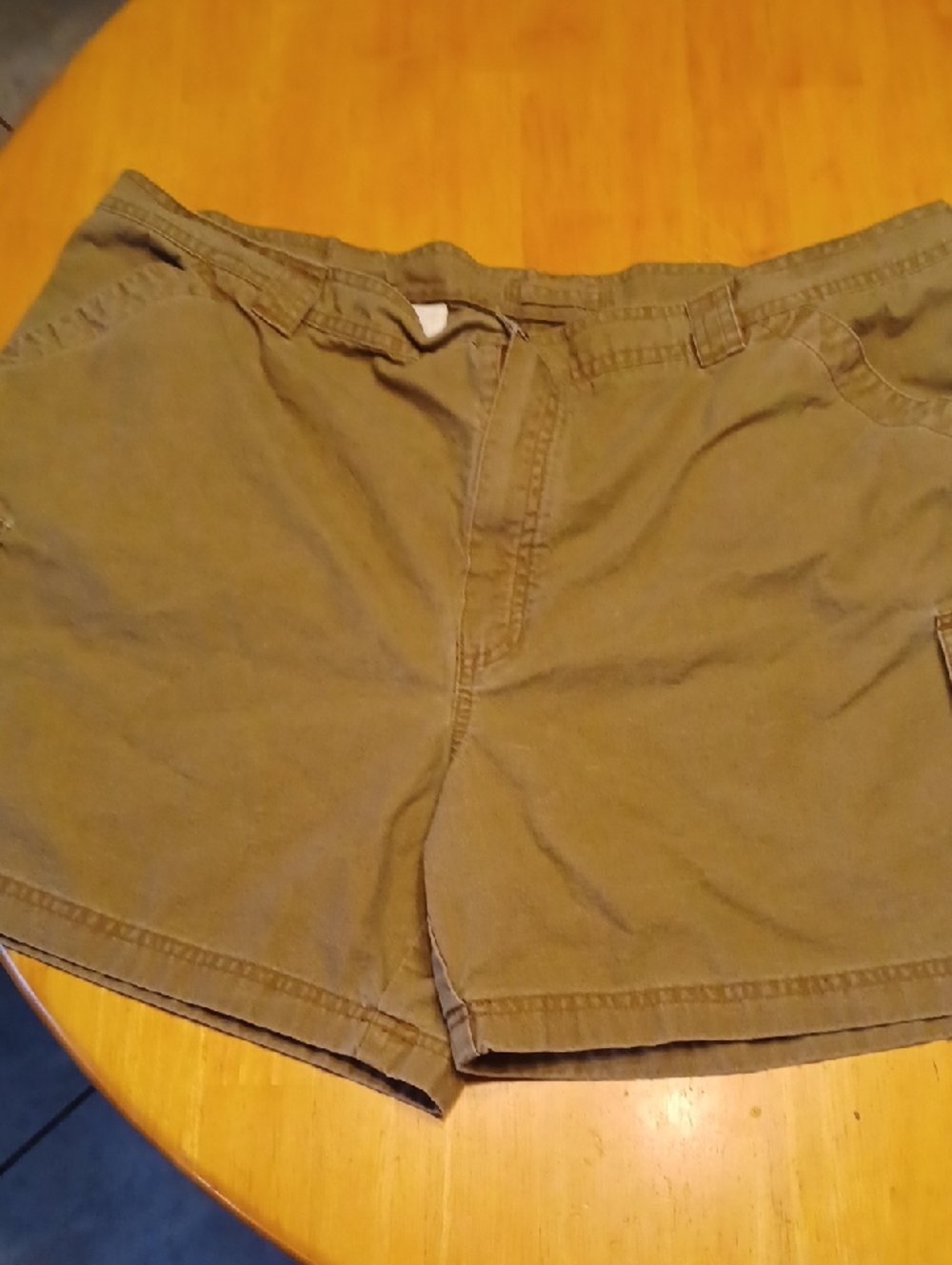 L.L.Bean Men's Tan 100% Cotton Shorts Size 44